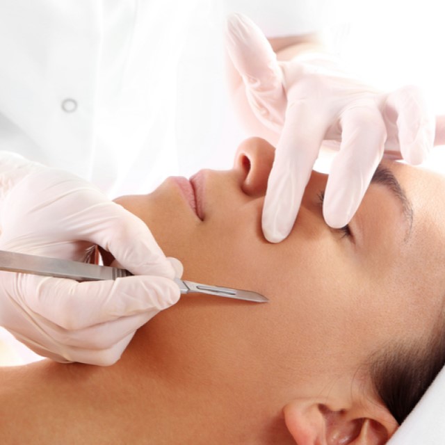 Dermaplaning Plus